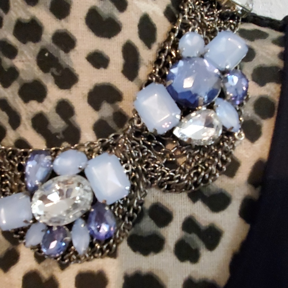 Blue and Silver tone Statement Necklace - Picture 4 of 7